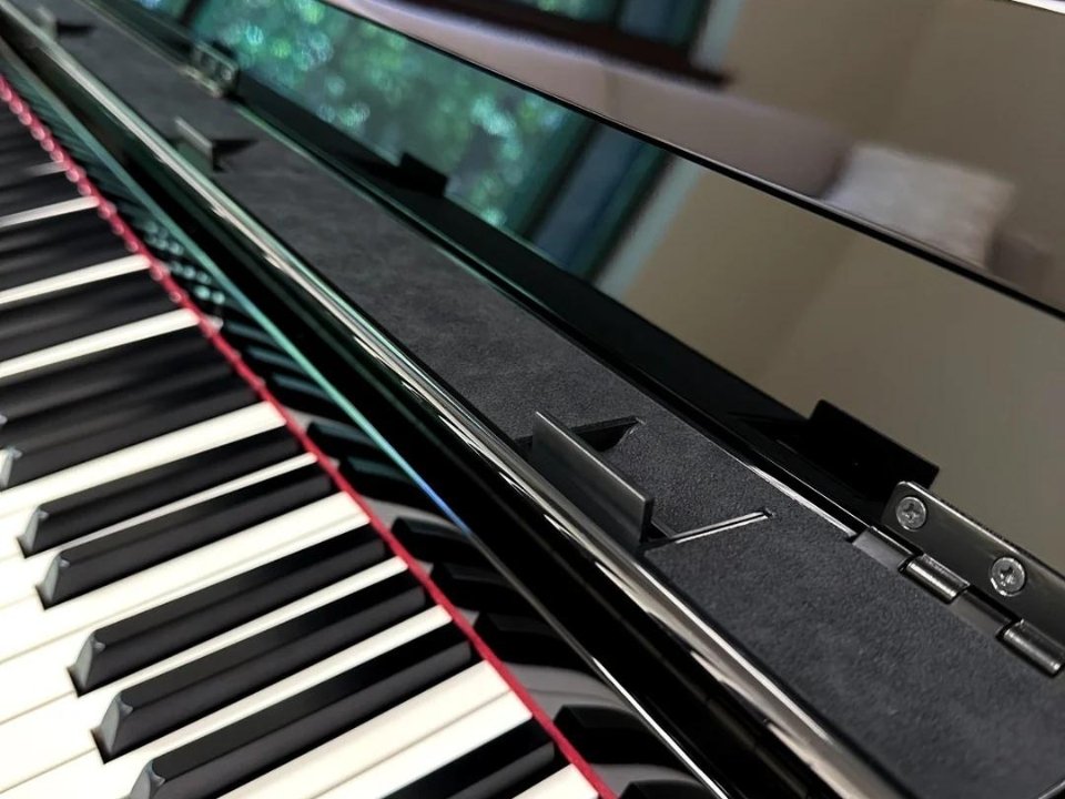 Hình ảnh chi tiết YAMAHA CLP-785 PE góc chụp 7